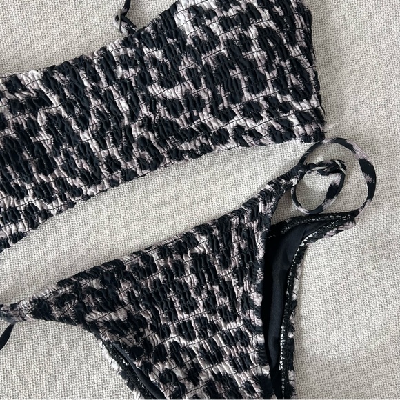 Leopard two piece bikini - Picture 2 of 2